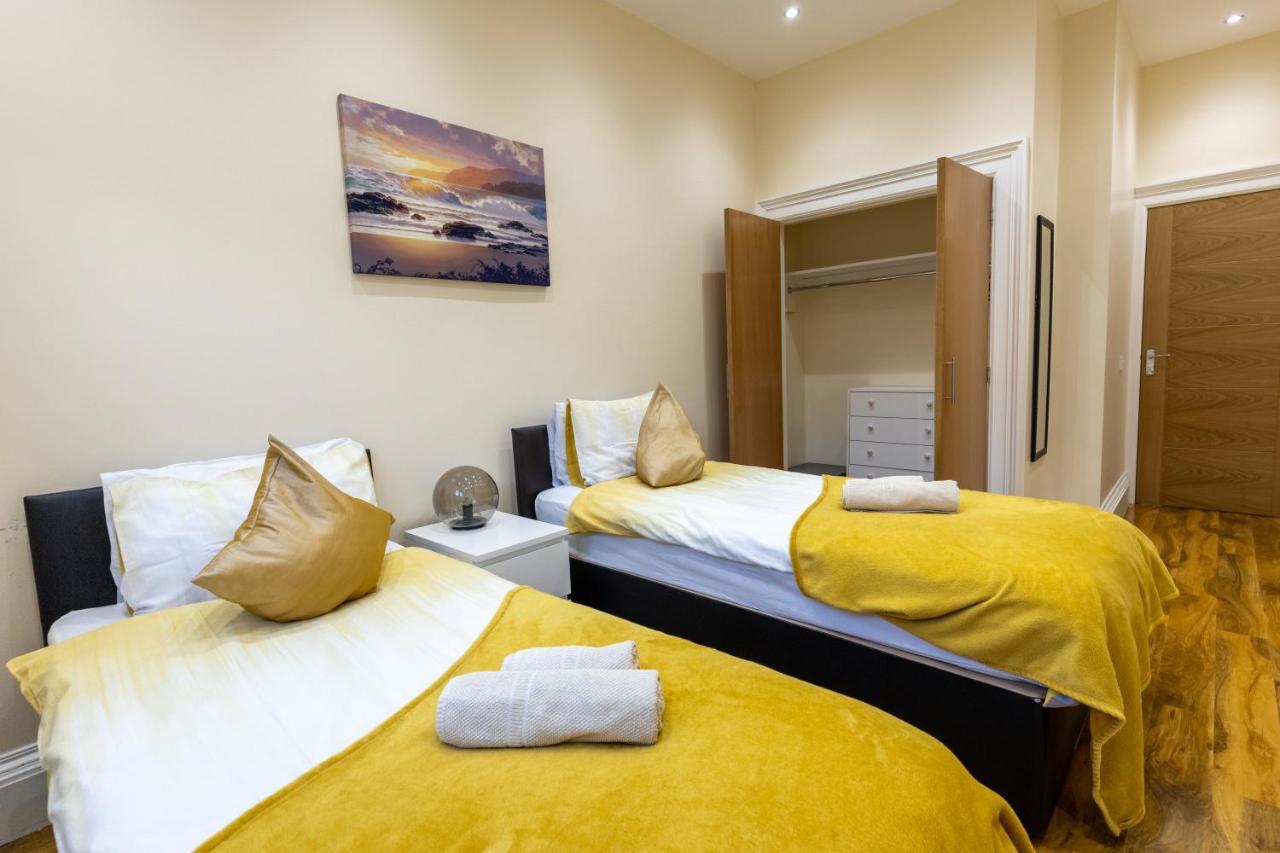 New 3-Bedroom Apartment Close To City Centre Edimburgo Exterior foto