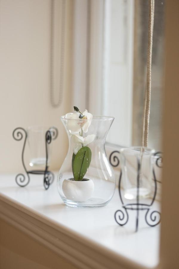New 3-Bedroom Apartment Close To City Centre Edimburgo Exterior foto
