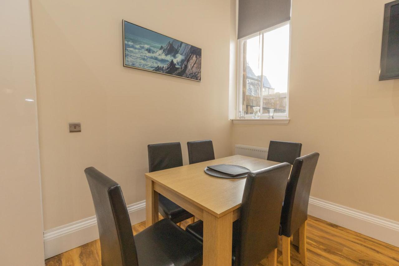 New 3-Bedroom Apartment Close To City Centre Edimburgo Exterior foto